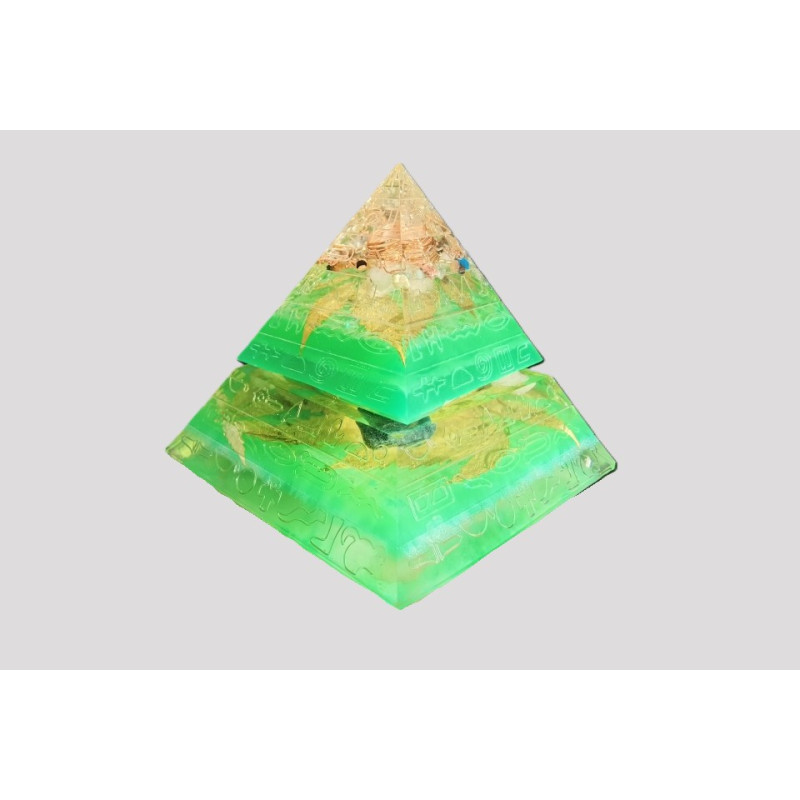 Aschenbecher-Pyramide Hanf
