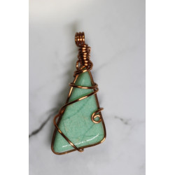 Chrysopras in Kupferdraht