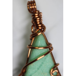 Chrysopras in Kupferdraht