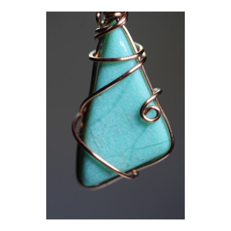 Chrysopras in Kupferdraht