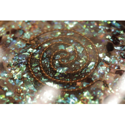 durchsichtig mit Granat