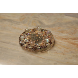 durchsichtig mit Granat