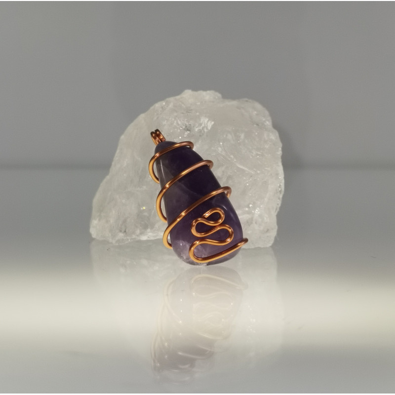 Kettenanhänger "Amethyst in Kupferdraht"